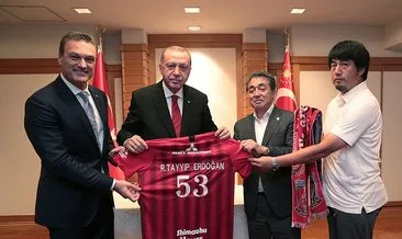 Başkan Erdoğan’a Japonya’da sürpriz hediye