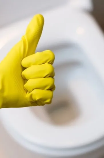 Klozetteki sarı lekeleri anında gideriyor! Çamaşır suyundan bile etkili…