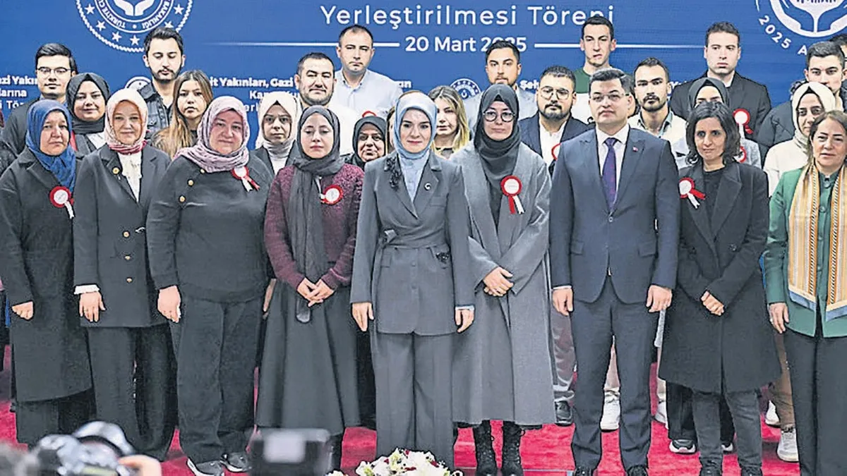 Kamu kurumlarına 687 şehit yakını, gazi ve gazi yakını atandı Kamu kurumlarına 687 şehit yakını, gazi ve gazi yakını atandı