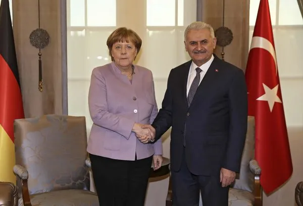 Yıldırım ve Merkel görüşmesinden kareler