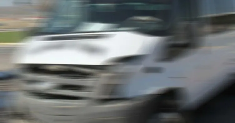 Ankara’da minibüs kazası: 6 yaralı