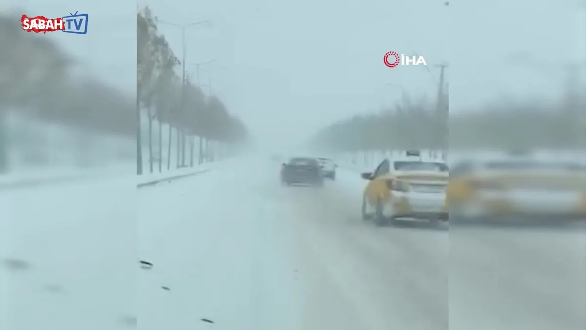 Kaygan yolda kaza kılpayı atlatıldı! O anlar kamerada | Video videosunu izle Kaygan yolda kaza kılpayı atlatıldı! O anlar kamerada | Video videosunu izle