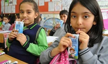 Amasya’da okullar açıldı, süt dağıtımı başladı