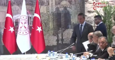 Bakan Kasapoğlu ile Bakan Nebati, TFF ve Kulüpler Birliği ile bir araya geldi | Video