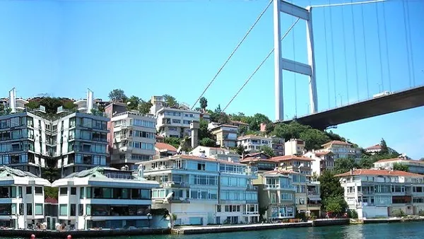 Kulliye’ye çıkan isim iftirasıyla gündeme gelen Sözcü’nün başyazarı Rahmi Turan emlak zengini çıktı!