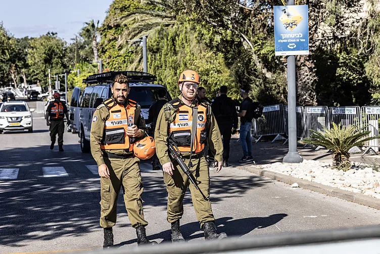 İsrail’de kırmızı alarm! İHA’lar hedefi vurdu: Netanyahu’nun evine saldırı!