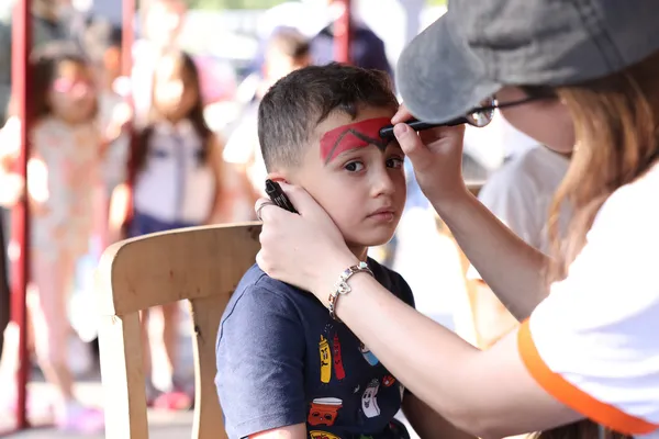 kultur-yolu-festivalini-en-cok-cocuklar-sevdi-etnospor-deneyim-alanina-ilgi-buyuk-1784816156112.jpg