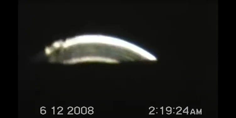 İstanbul Kumburgaz’da çekilen UFO görüntüsü yeniden gündemde! 15 yıldır sırrı çözülemiyor