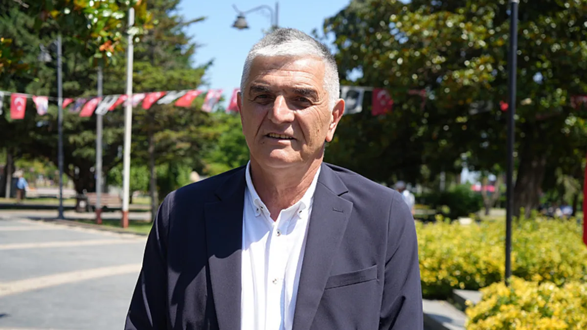 Samsunspor kulüp logosu ve stadyum görseli