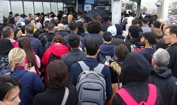 İstanbul’da metrobüs arızası: Seferler aksadı, uzun kuyruklar oluştu