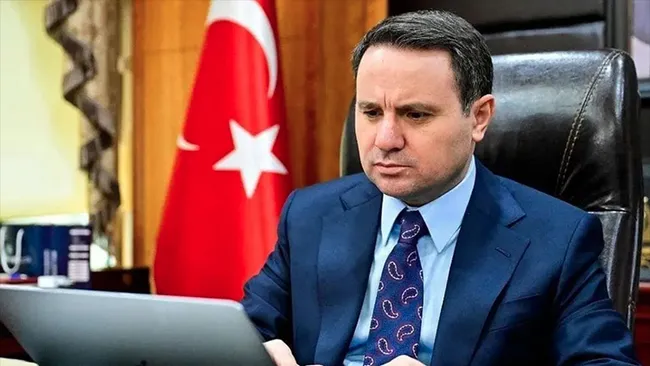 dijital-suc-ve-mustehcenlige-karsi-onemli-adim-81-ile-genelge-gonderildi-1789405293898.jpg Dijital suç ve müstehcenliğe karşı önemli adım: 81 ile genelge gönderildi!
