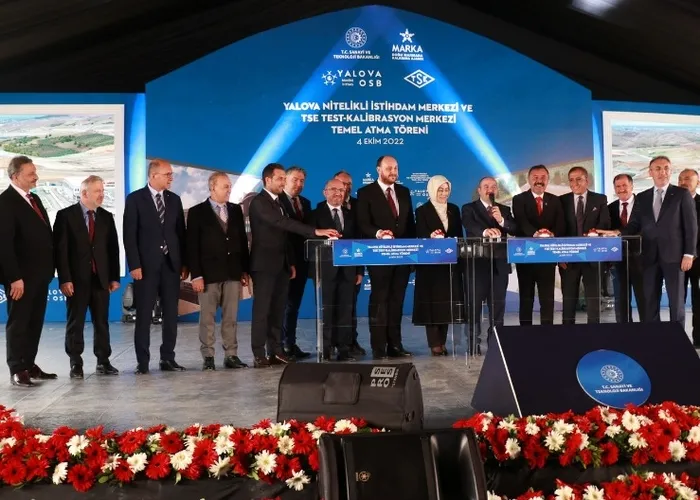 direnc-ozdemir-cumhuriyetimizin-100-yilina-yakisir-islere-imza-atacagiz-1672643614426.jpg