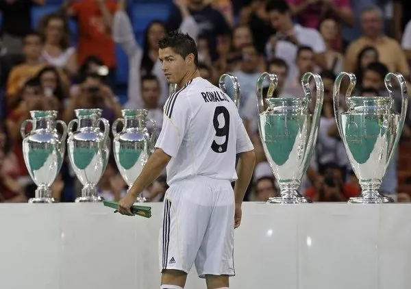 Ronaldo büyüledi