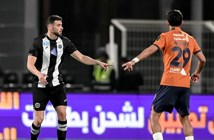 SON DAKİKA: Fatih Terim’den Al Shabab - Al Fayha maçına damga vuran sevinç! Hamdallah’ın golünü böyle kutladı...