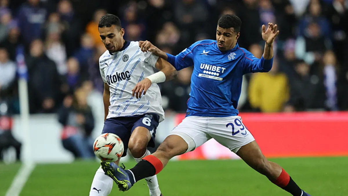 Alexander Djiku: “Her şeyimizi ortaya koyduk” Alexander Djiku: “Her şeyimizi ortaya koyduk”