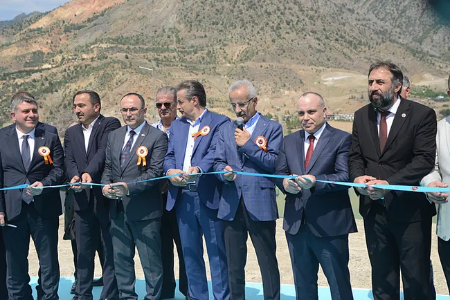turksat-6anin-uzay-yolculugu-sorunsuz-suruyor-1720875826792.jpg