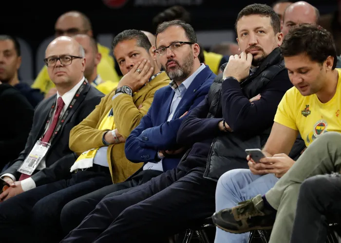 genclik-ve-spor-bakani-dr-mehmet-muharrem-kasapoglu-sabah-spora-konustu-spor-yasasiyla-kemiklesmis-sorunlari-cozecegiz-1641021883979.jpg