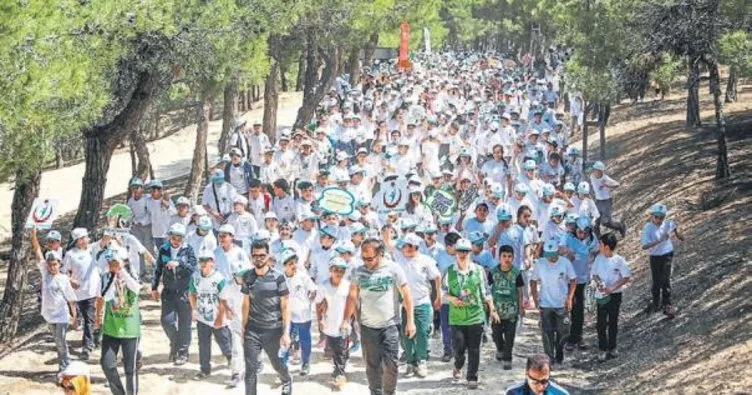 Öğrenciler sağlık için yürüyüş yaptı