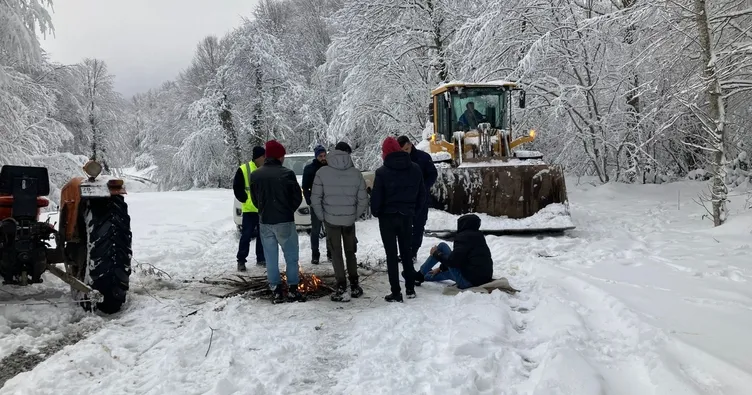 Traktörle gezerken mahsur kaldılar