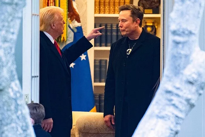Trump’la ipleri koparmıştı: Musk’tan özür diplomasisi! Geri adımın perde arkası