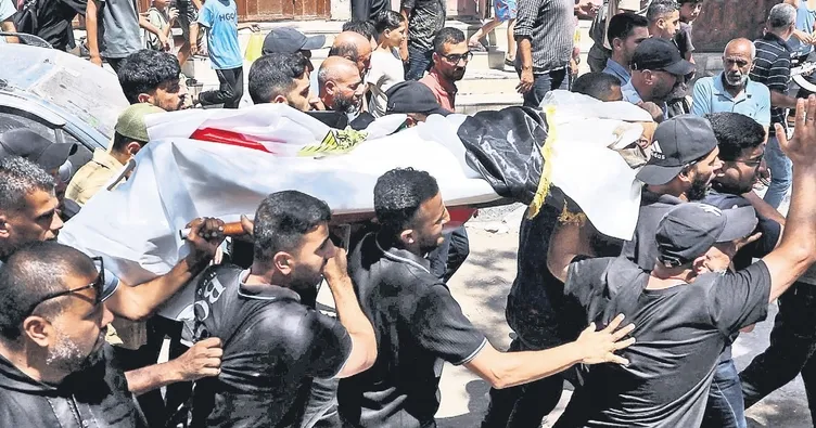 Gazze’de her gün cenaze var