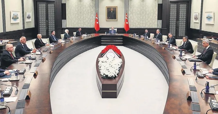 SON DAKİKA | Külliye’de kritik zirve! Başkan Erdoğan Kabine’yi topluyor: İşte masadaki gündem maddeleri