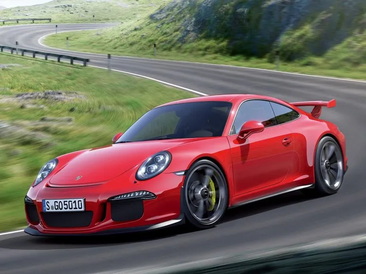 Porsche’a yanıltıcı yazılım suçlaması