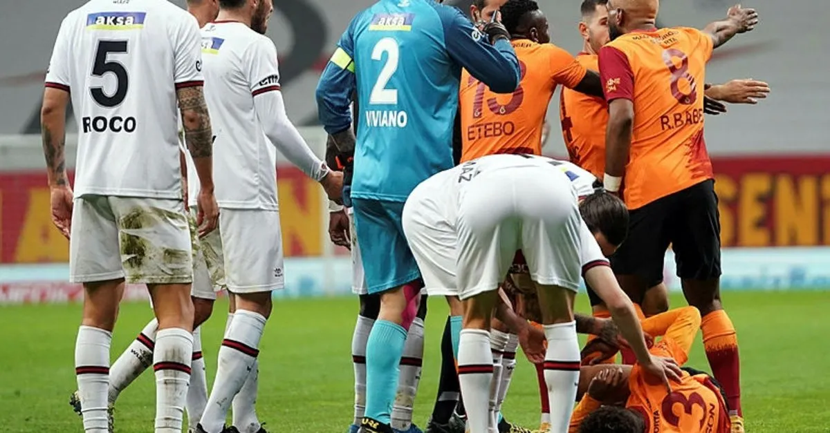 yedlin sezonu kapatti mi galatasaray