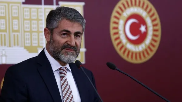 son-dakika-gorevden-affini-isteyen-hazine-ve-maliye-bakani-lutfi-elvan-yerine-nureddin-nebati-atandi-1638395577527.jpg