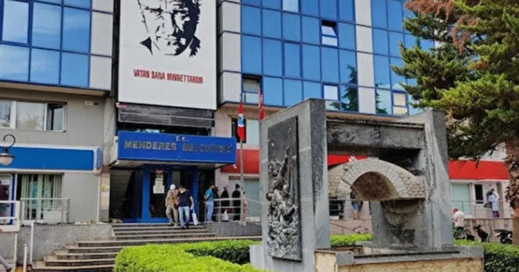 CHP’yi Menderes korkusu sardı