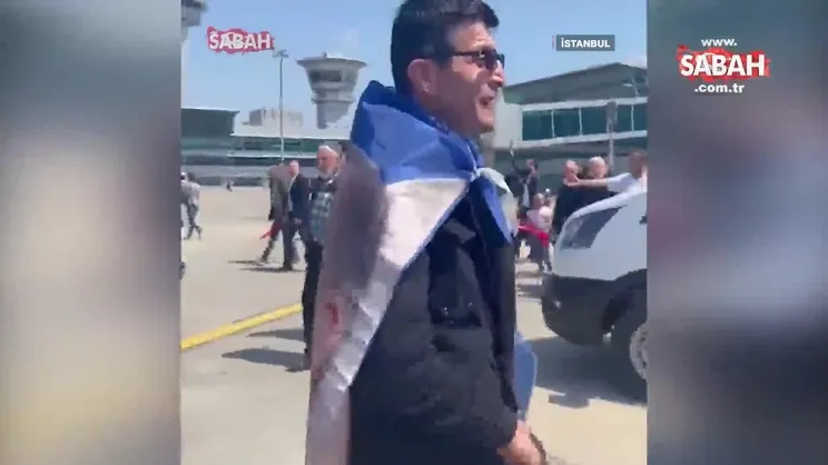 Sabah.com.tr mikrofonuna konuşan vatandaş: Zafer bizimdir!  | Video
