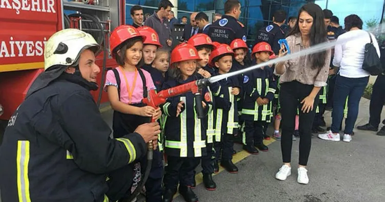 Minik mucitler itfaiyeci oldu