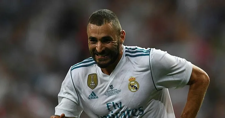 Benzema, Real Madrid ile sözleşme yeniledi