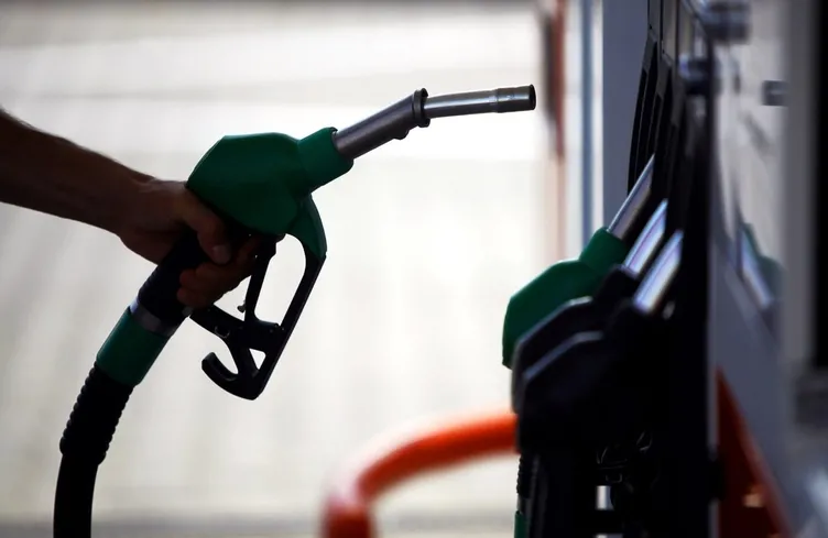 BENZİN, MAZOT FİYATI SON DAKİKA: Petrolde 4 ayın zirvesi görüldü! Akaryakıta zam geldi! Benzin ve motorin fiyatları ne kadar oldu?