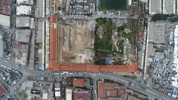 Türkiye’nin en büyük kütüphanesi olacak! Rami Kışlası havadan görüntülendi…