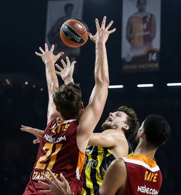 Galatasaray Odeabank - Fenerbahçe maçından kareler