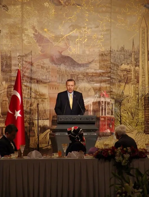 Erdoğan edebiyatçılarla buluştu