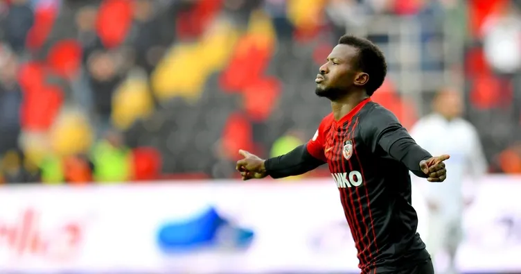 Beşiktaş’tan Kayode atağı