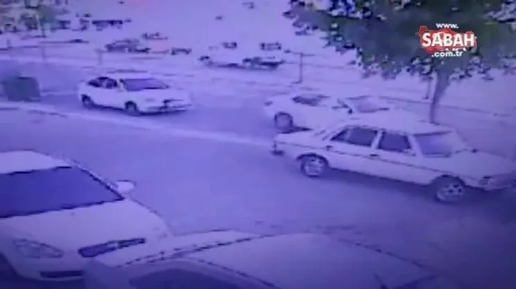 Cesur güvenlikçi silahlı soyguncuları tek başına püskürttü | Video