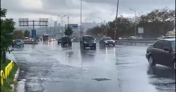 İstanbul’da yağış nedeniyle tramvay ve teleferik seferleri iptal edildi