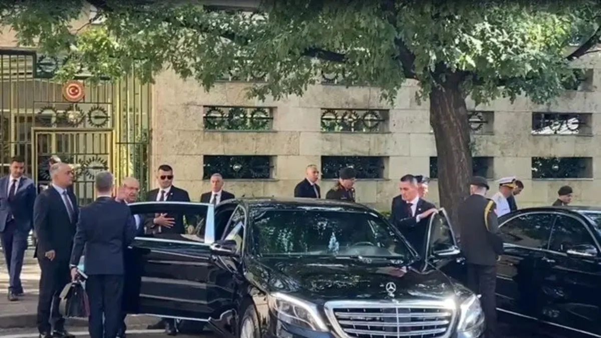 TBMM Başkanı Kurtulmuş, Bakan Yaşar Güler ile TSK komuta kademesini kabul etti TBMM Başkanı Kurtulmuş, Bakan Yaşar Güler ile TSK komuta kademesini kabul etti