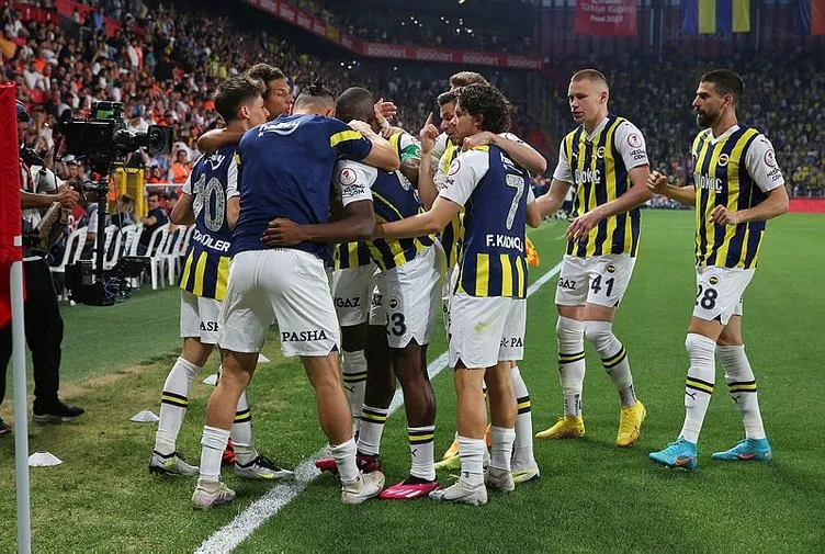 Son dakika Fenerbahçe transfer haberleri: Fenerbahçe transferde şaha kalktı! 5 dünya yıldızı birden geliyor...
