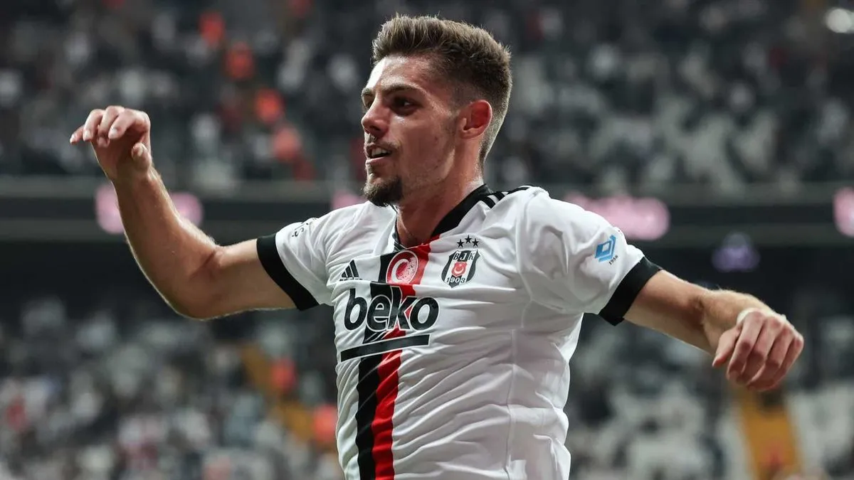 Beşiktaş'ta Montero ile yollar ayrıldı