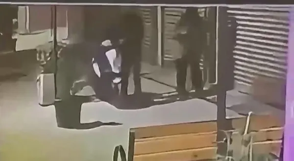 kuyumcu-soymak-icin-duvari-kirmisti-hayatini-kaybeden-suphelinin-internet-aramalari-sok-etti-cezasi-kac-yil-1791527012441.jpg