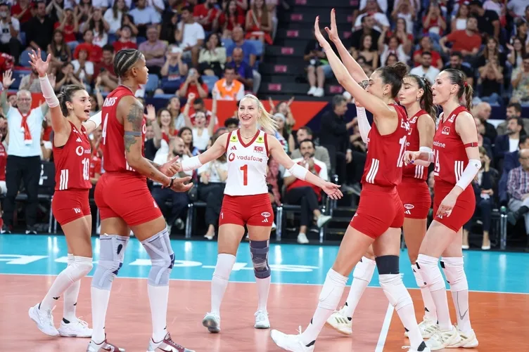 Filenin Sultanları’nın puanı belli oldu! Dünya voleybol sıralaması yenilendi