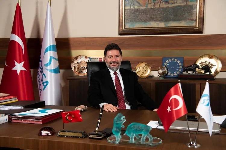 borsa-istanbuldan-2020de-rekor-kar-yatirimci-sayisi-2-milyonu-asti-1613639211349.jpg