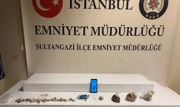 Fişek fişek eroinle suçüstü yakaladılar... 720 gram zehir çıktı #istanbul