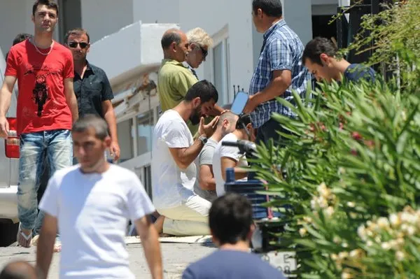 Arda Turan Bodrum'da namaza durdu