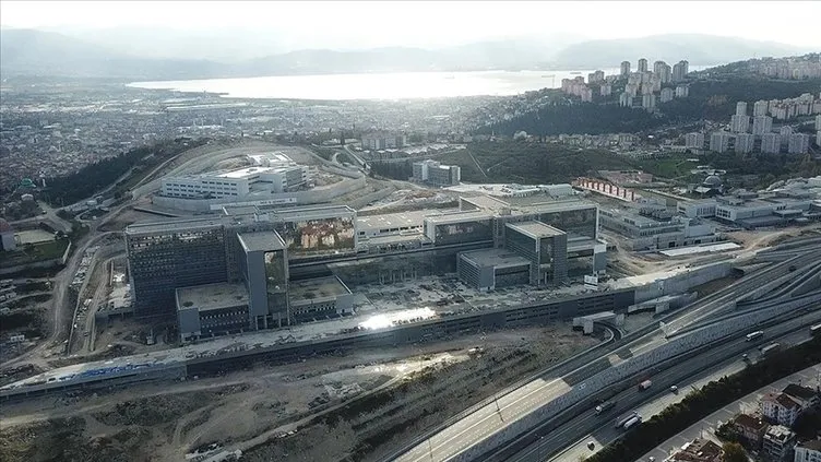 Son dakika: Muhalefet mağduriyet, iktidar hizmet peşinde!  2023'e damgasını vuracak 13 dev proje