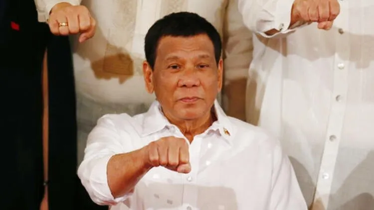 Filipinler Devlet Başkanı Rodrigo Duterte’den son dakika corona virüsü kararı: Gerekirse vurun...